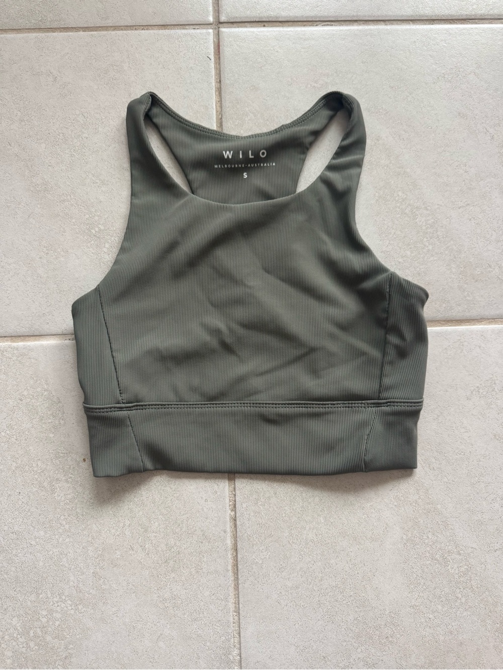 Small WILO Olive Green High-Neck Crop Sports Bra Tank